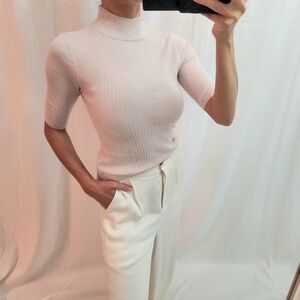 360 Cashmere Light Pink Turtleneck Sweater Knit Ribbed Short Sleeve 3/4 Flirty